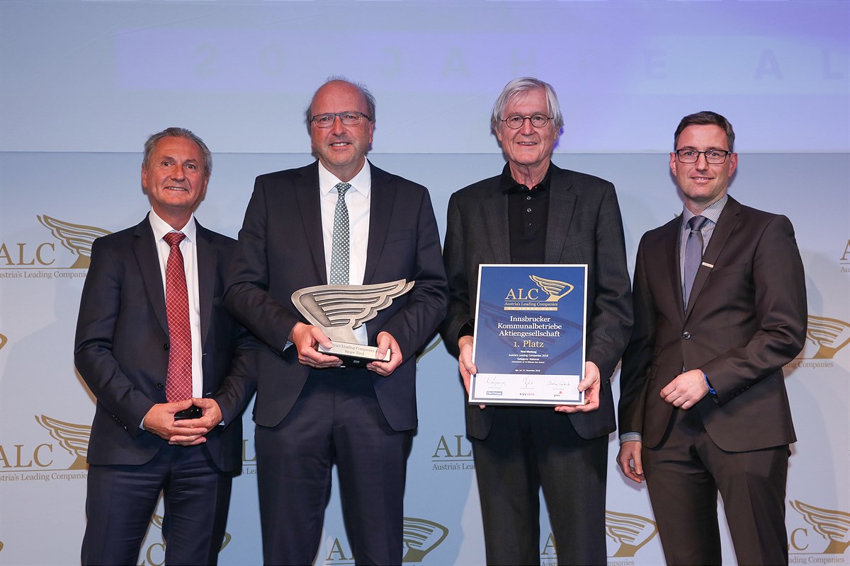 1. Platz Kategorie National Großbetriebe für die Innsbrucker Kommunalbetriebe AG (v. li.):