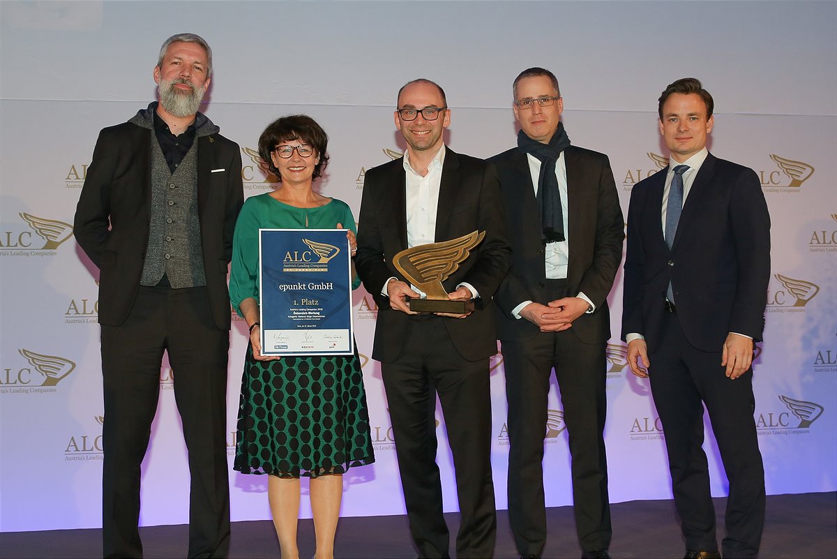 Auszeichnung 1. Platz Kategorie National Klein- und Mittelbetriebe für die epunkt GmbH aus Linz (v. l.):