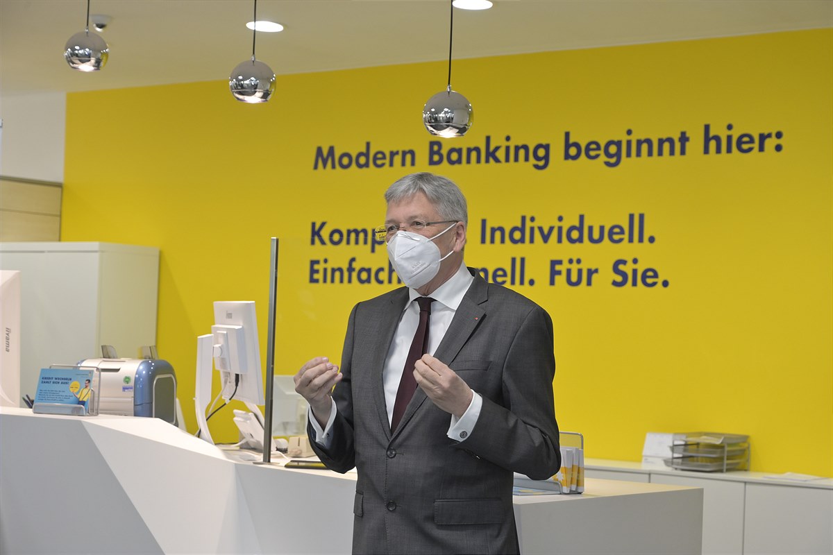 Austrian Anadi Bank Eröffnung Domgasse