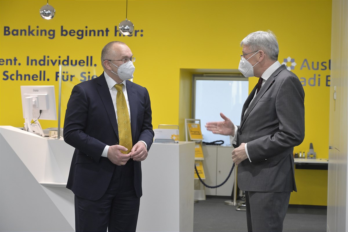 Austrian Anadi Bank Eröffnung Domgasse