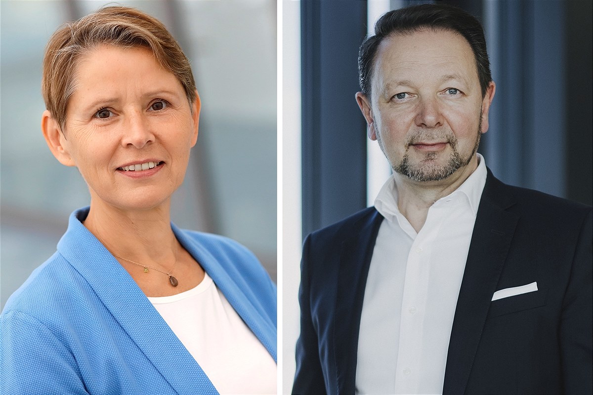 Kyndryl Österreich Geschäftsführerin Maria Kirschner und Vorstandsdirektor der Merkur Versicherung, Christian Kladiva